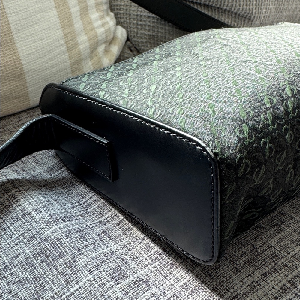 Loewe Black And Green Patterned Shoulder Bag - image 7